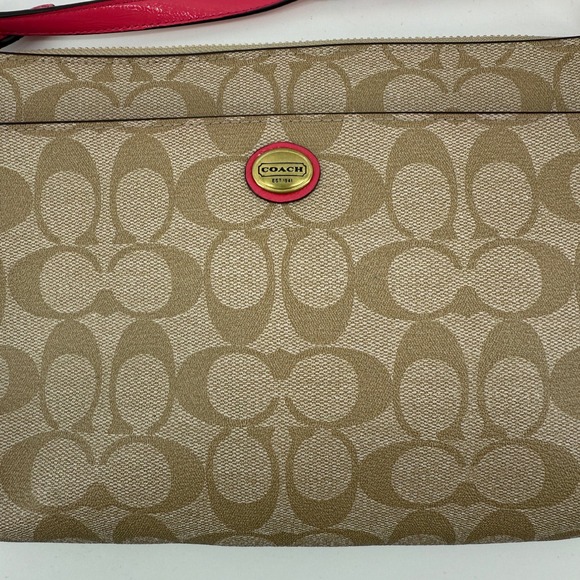 Coach F51065 Peyton Signature East/West Swingpack Khaki Pink Crossbody NWT - Picture 4 of 10